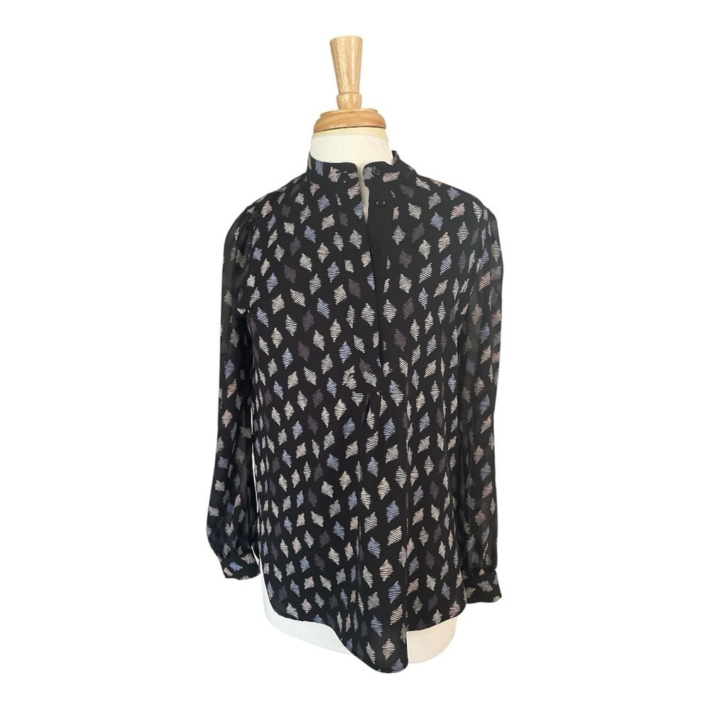 Anne Klein Black and White Patterned Blouse